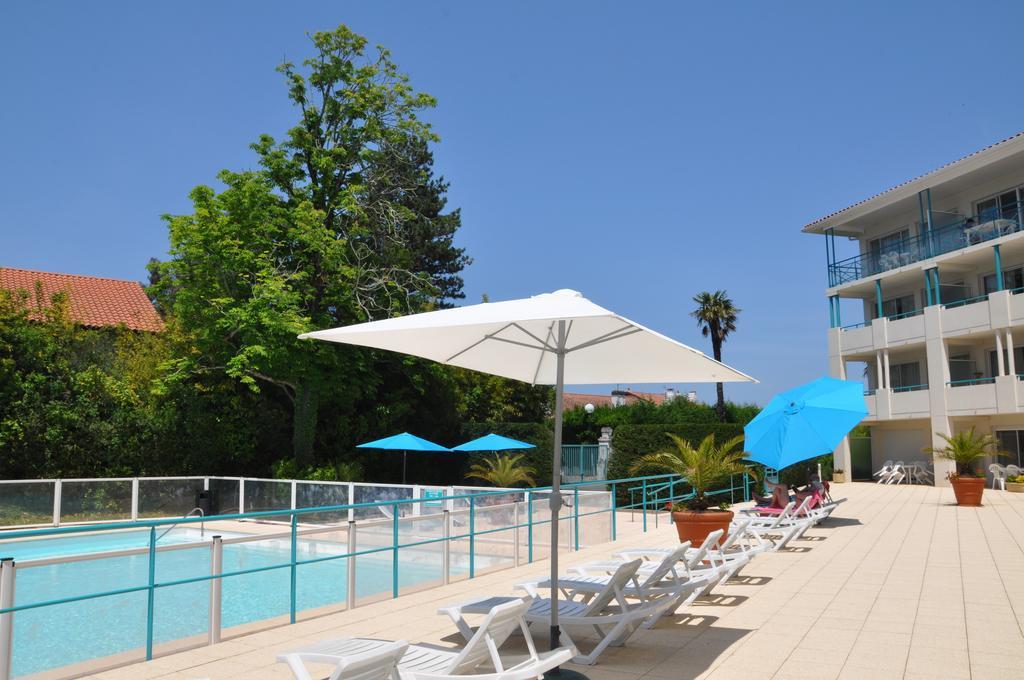 Appartement Golf Et Nivelle Avec Piscine Et Parking Ciboure Bilik gambar